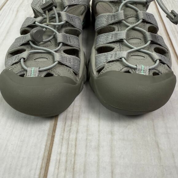Keen Newport H2 Water Sandals Gray Women's Size 8 Water Shoes - Picture 2 of 6